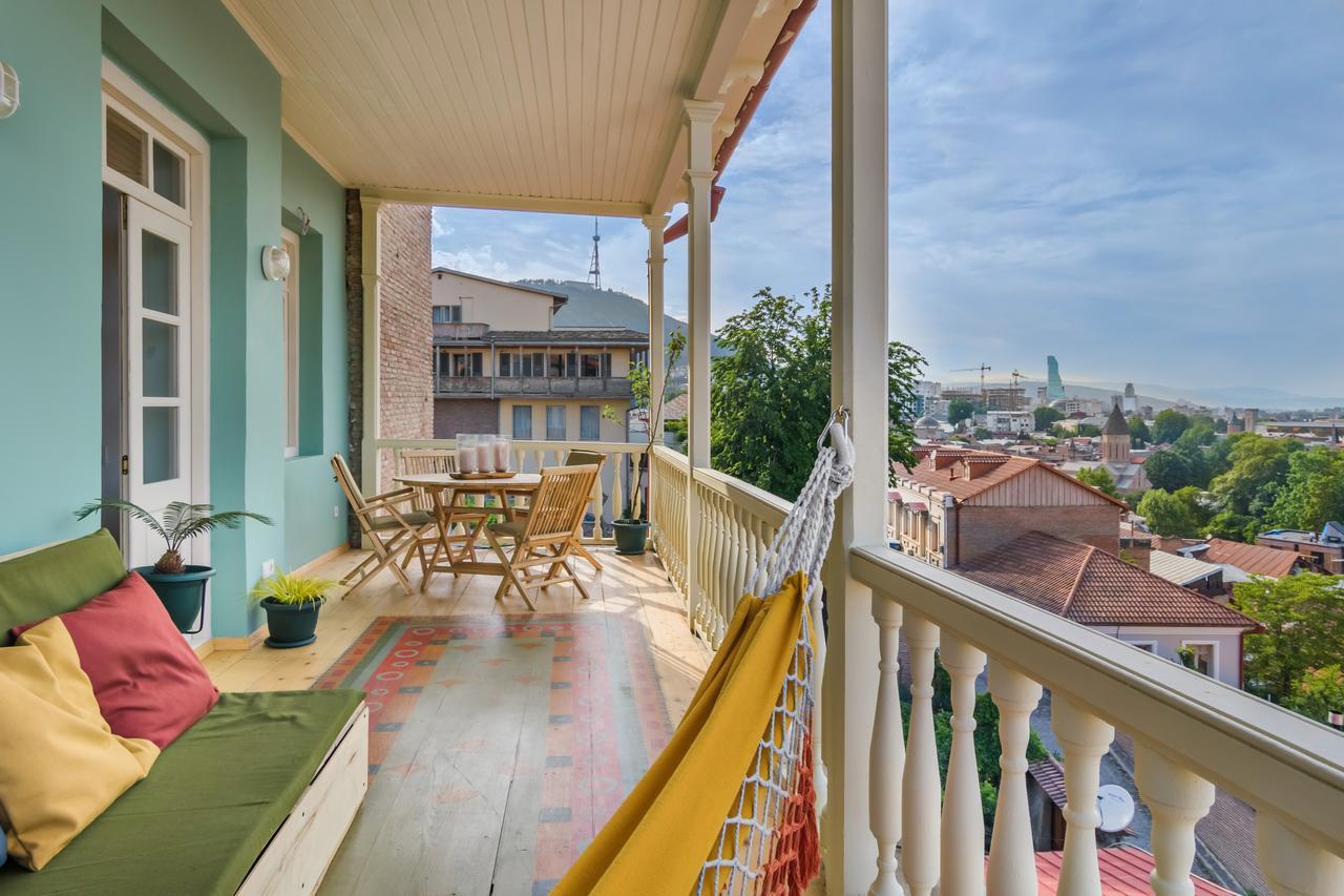 New Apartment With Amazing Views In Old Тбилиси Екстериор снимка